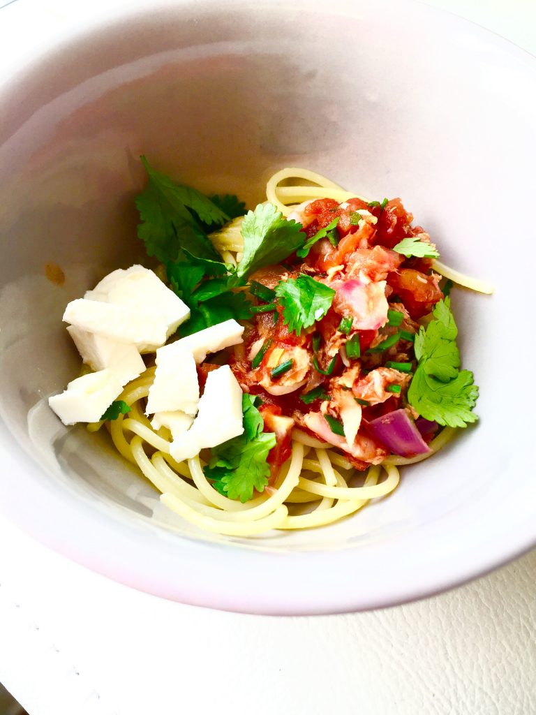 Herby Tasty Tuna & Prawn Za'atar With Spaghetti Bahee Van de Bor