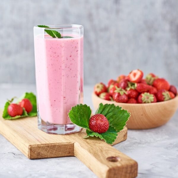 strawberry-smoothie-low-fodmap-breakfast