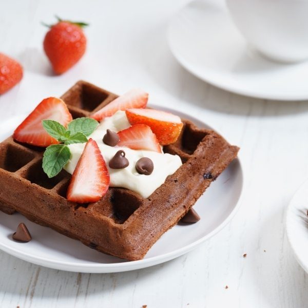 chocolate-waffle-low-fodmap-breakfast